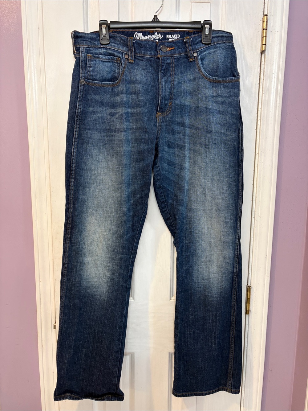 Wrangler Relaxed Fit Men’s Jeans - Dark Blue Wash